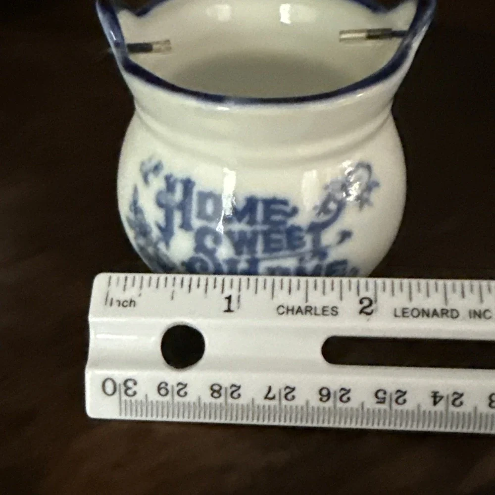 Vtg 'Home Sweet Home' Ceramic KETTLE-Shaped Toothpick Holder w/Wire Handle
